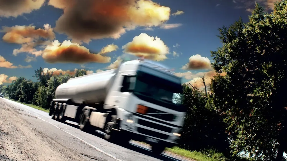 Location de camion avec chauffeur à Brûlon